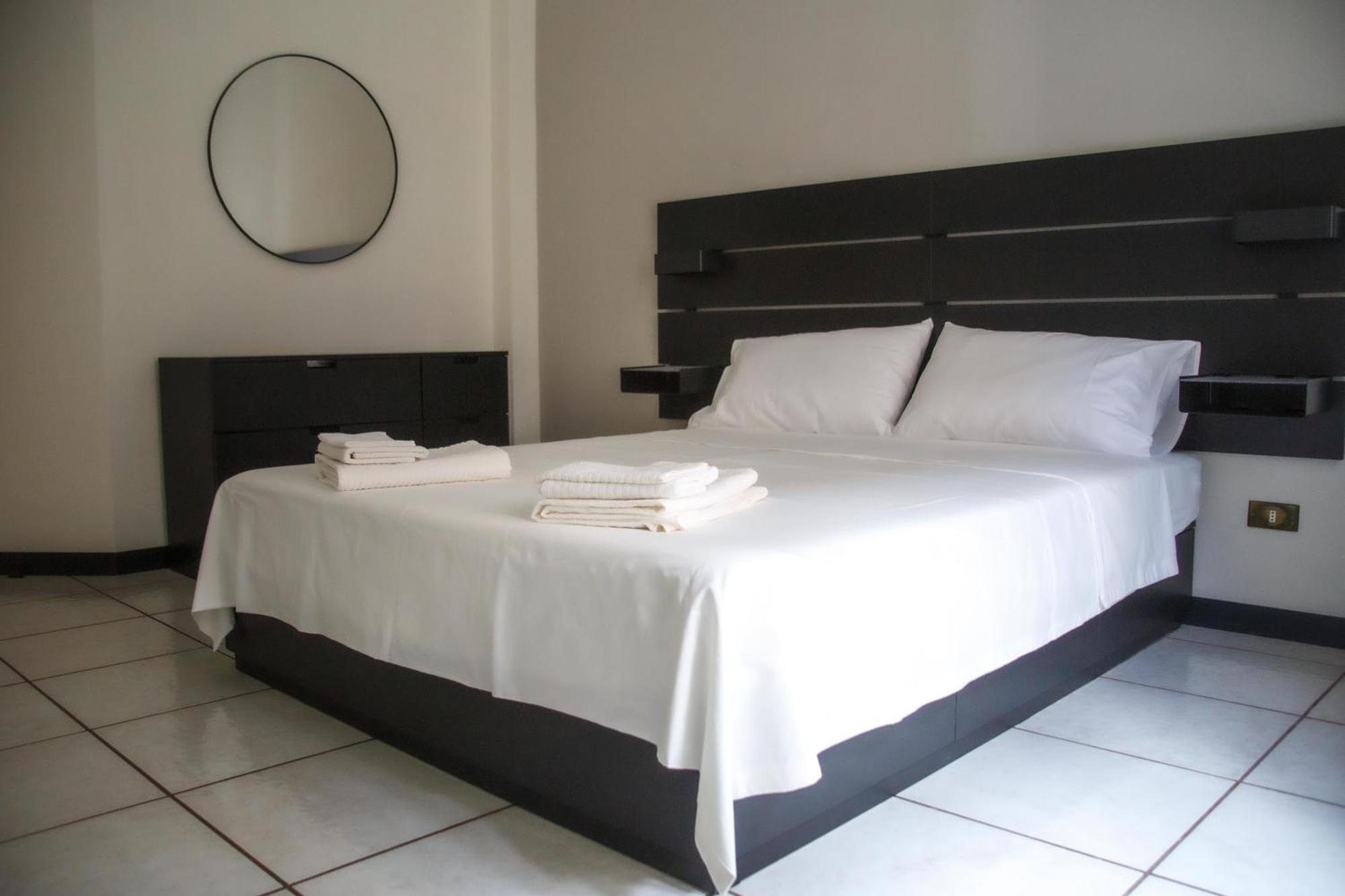 Don Giovanni A Toledo Apartment Napoli Esterno foto